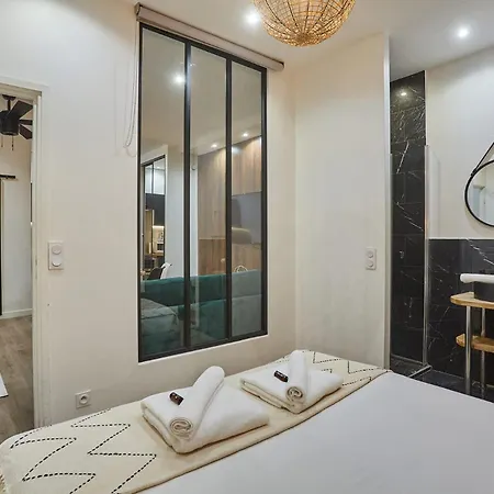 Sublime Flat In The Centre Of By Studioprestige Parigi